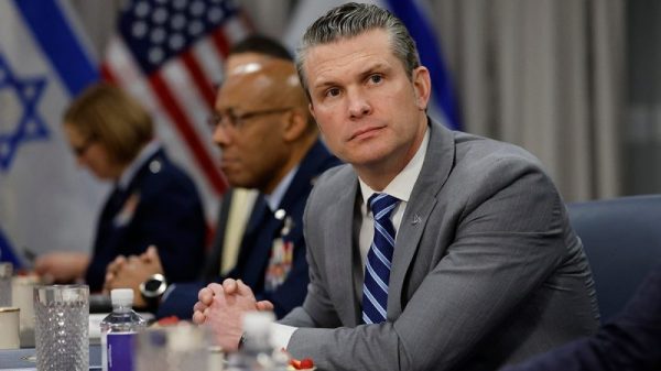 pete-hegseth-800x450-rhAWYj.jpg